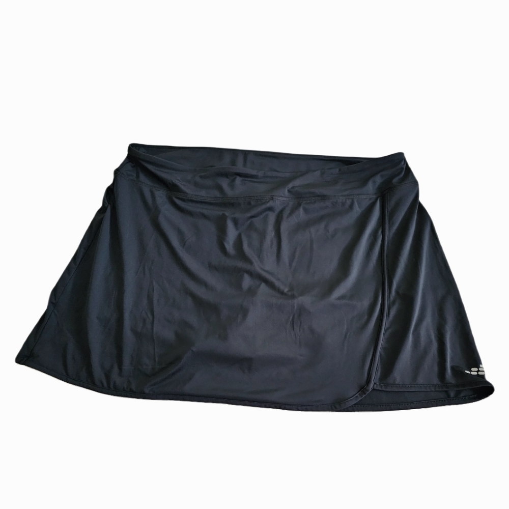 BCG NWOT black tennis skirt